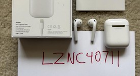 Used
													Apple AirPods 2nd Gen - Wireless Case, photo 3 of 18