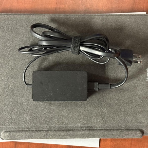 Microsoft Surface Pro 8 - I7, Graphite, 512 GB, 16 GB