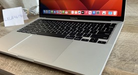 Good
													MacBook Pro 2022 - 13" - Apple M2, Silver, 512 GB, 8 GB, photo 4 of 32
