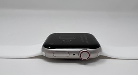 Mint
													Apple Watch SE 2nd Gen 44mm - Unlocked, Starlight, A2727 - Cellular, Aluminum, photo 6 of 6