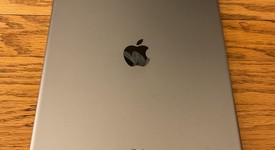 Good
													Apple iPad Pro 12.9" 1st Gen 2015 - Wi-Fi, Gray, 32 GB, A1584, 1st Gen 2015, photo 3 of 4