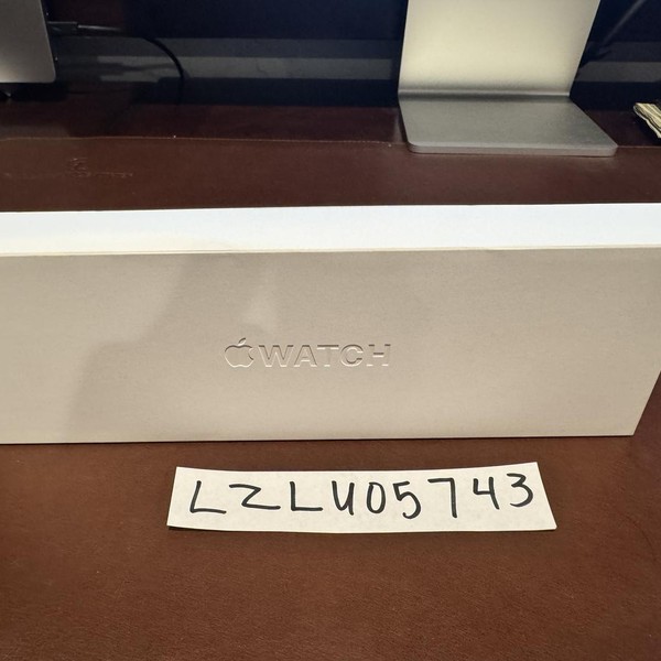 Apple Watch Series 10 42mm - Unlocked, Silver, A3001 - Cellular, Aluminum