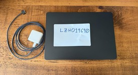 Good
													MacBook Air 2022 - 13" - Apple M2, Midnight, 1 TB, 16 GB, photo 1 of 9