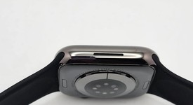 Good
													Apple Watch Series 8 45mm - Unlocked, Graphite, A2774 - Cellular, Stainless, photo 5 of 8