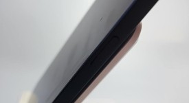 Good
													Apple iPhone 12 - Boost, Black, 64 GB, A2172, photo 4 of 6