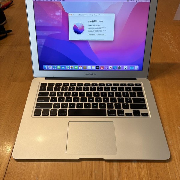 MacBook Air 2017 - 13 inch - 128 GB, Silver, 8 GB, Intel Core i5