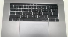 Mint
													MacBook Pro 2018 (With Touch Bar) - 15" - I7, Gray, 1 TB, 16 GB, photo 3 of 7