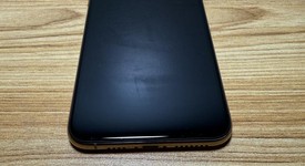 Mint
													Apple iPhone 11 Pro Max - Unlocked, Gold, 64 GB, A2161, photo 2 of 7