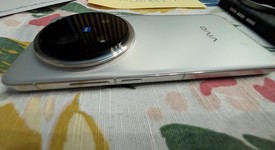 Mint
													Vivo X200 Pro - Unlocked Non-US, Titanium, 512 GB, 16 GB, photo 6 of 6