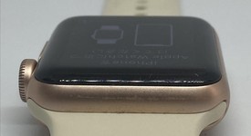 Good
													Apple Watch Series 3 38mm - Unlocked, Gold, A1860, Aluminum, photo 3 of 7