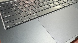 Mint
													MacBook Air 2022 - 13" - Apple M2, Midnight, 256 GB, 8 GB, photo 3 of 11