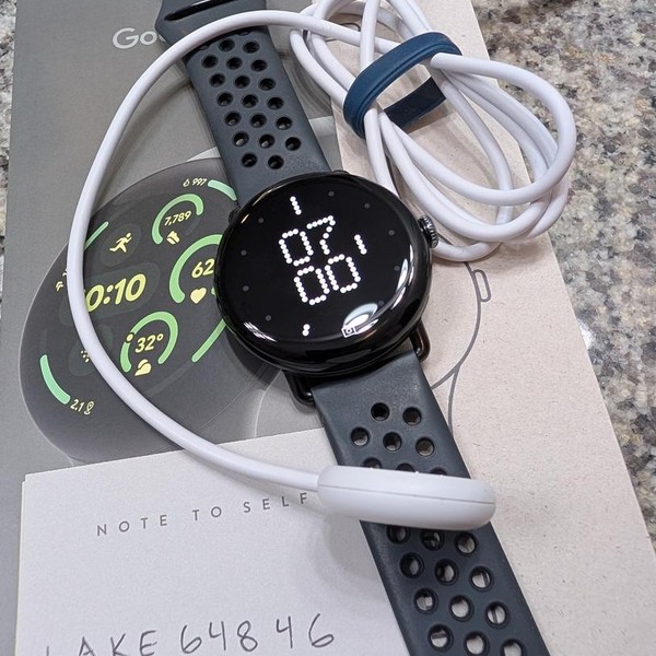 Google Pixel Watch 3 - Unlocked, Hazel, 45mm, LTE