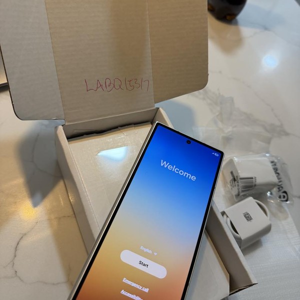 Samsung Galaxy Z Fold6 - Unlocked, 512 GB, White, 12 GB, SM-F956U1