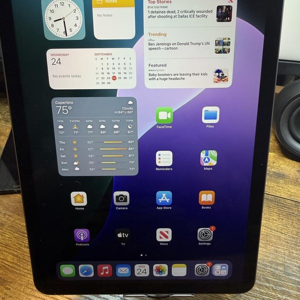 Apple iPad Air 11 inch (M3) 2025 - Wi-Fi, 128 GB, Gray, A3266