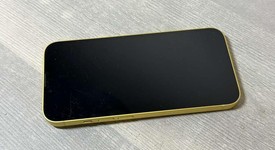 Fair
													Apple iPhone 14 - Unlocked, Yellow, 128 GB, A2649, photo 5 of 8