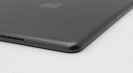 Fair
													Apple iPad 9th Gen - Unlocked, Gray, 64 GB, A2603, photo 5 of 9