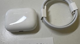 Used
													Apple AirPods Pro 3, photo 1 of 3
