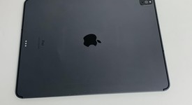 Good
													Apple iPad Pro 12.9" 4th Gen 2020 - Unlocked, Gray, 256 GB, A2069, photo 3 of 9