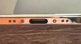 Mint
													Apple iPhone Air - Unlocked, Cloud White, 256 GB, A3260, photo 4 of 8