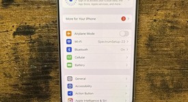 Good
													Apple iPhone 16 Pro - Unlocked, White, 128 GB, A3083, photo 1 of 10