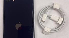 Mint
													Apple iPhone SE 3rd Gen 2022 - Unlocked, Midnight, 64 GB, A2595, photo 1 of 9