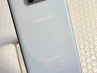 Samsung Galaxy S10e