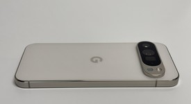 Good
													Google Pixel 9 Pro XL - Unlocked, Porcelain, 128 GB, 16 GB, GGX8B, photo 3 of 7