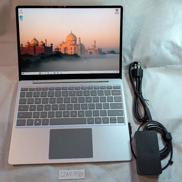 Microsoft Surface Laptop Go - I5, Platinum, 64 GB, 4 GB