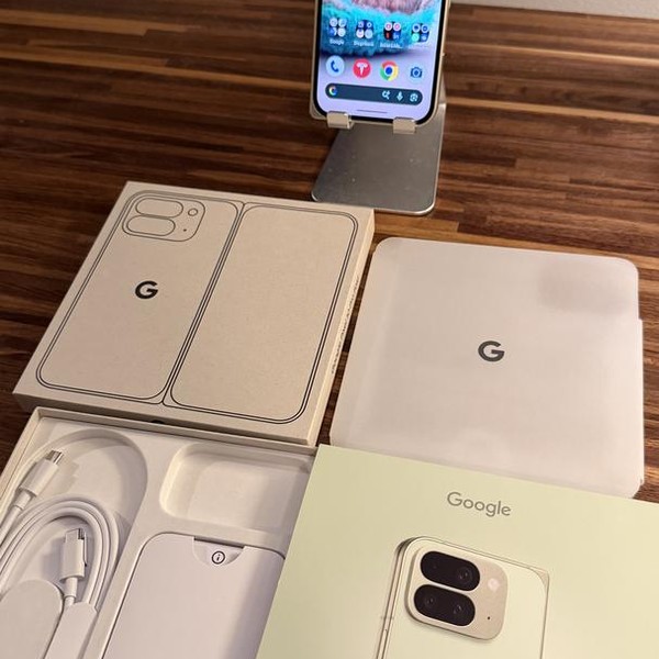 Google Pixel 10 Pro Fold - Unlocked, 256 GB, Jade, GU0NP