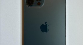 Good
													Apple iPhone 12 Pro Max - Unlocked, Pacific Blue, 128 GB, A2342, photo 4 of 10