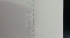 New
													Apple Watch Series 5 44mm - Gray, A2093 - GPS, Aluminum, photo 1 of 3
