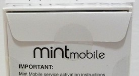 New
													Apple iPhone SE 2nd Gen 2020 - Mint Mobile, White, 64 GB, A2275, photo 3 of 4