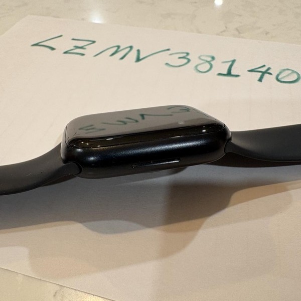 Apple Watch Series 7 45mm - Midnight, A2474 - GPS, Aluminum