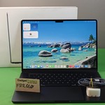 Good MacBook Air 2026 (M5) - 15 inch - 512 GB, Midnight, 16 GB, Apple M5 10-Core (10-core GPU)