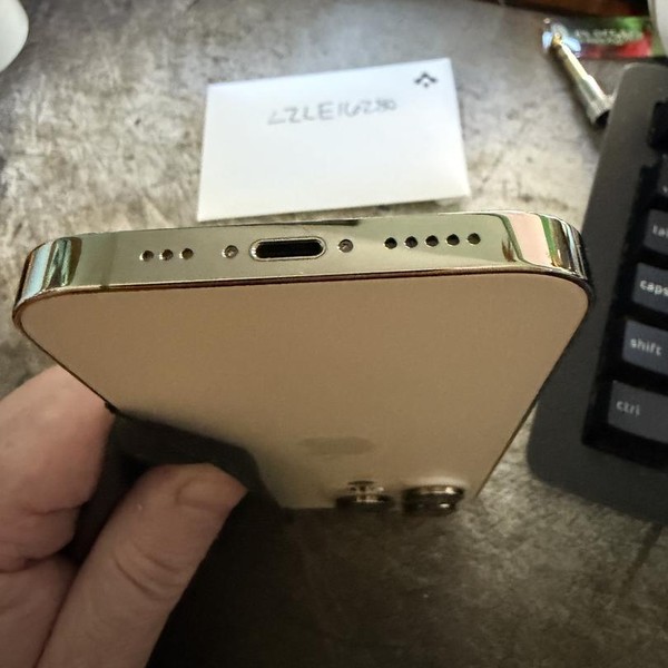 Apple iPhone 14 Pro - Verizon, 256 GB, Gold, A2650