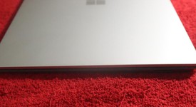 Good
													Microsoft Surface Laptop 3 - I5, Platinum, 128 GB, 8 GB, 13.5", photo 4 of 8