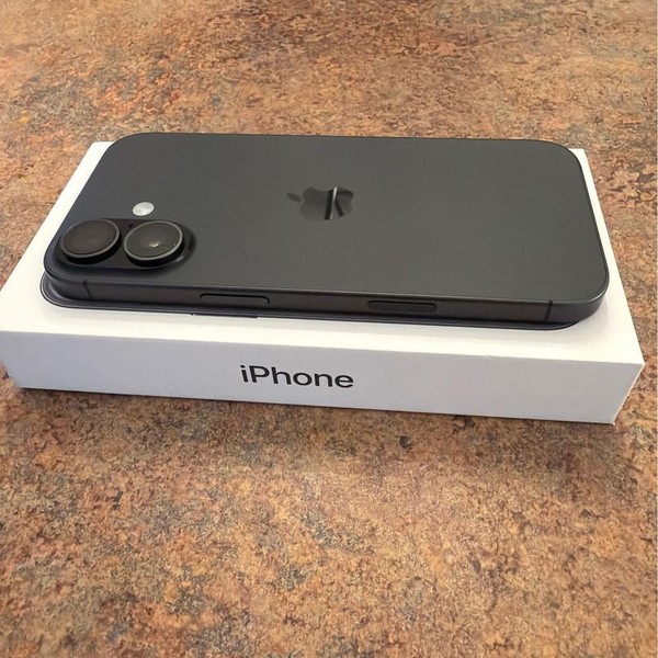 Apple iPhone 17 - Unlocked, 256 GB, Black, A3258