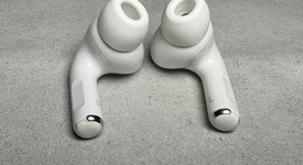Used
													Apple AirPods Pro 2 - Lightning, photo 5 of 14