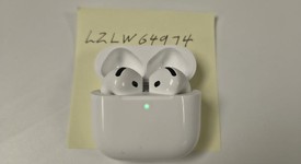 Used
													Apple AirPods 4th Gen - Standard, photo 2 of 4