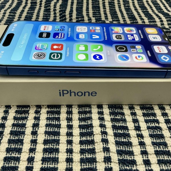 Apple iPhone 16 - Verizon, 128 GB, Ultramarine, A3081