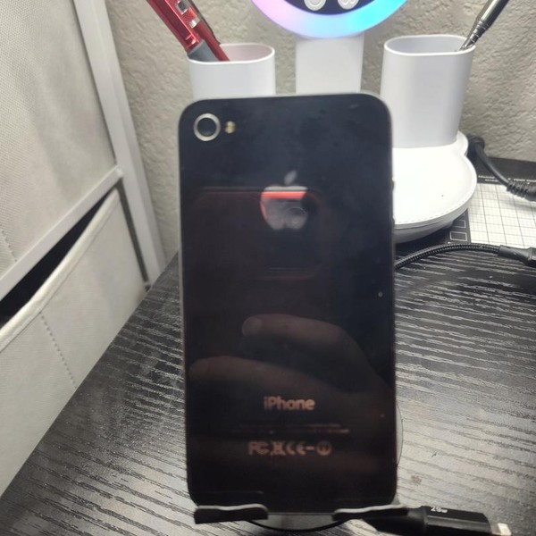 Apple iPhone 4 - Unlocked, 16 GB, Black, A1332, GSM
