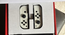 Good
													Nintendo Switch - OLED - White, 64 GB, photo 3 of 8