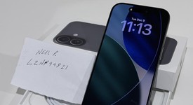 Mint
													Apple iPhone 17 - Unlocked, Black, 256 GB, A3258, photo 3 of 8