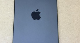Mint
													Apple iPhone 15 - Boost, Black, 128 GB, A2846, photo 6 of 6