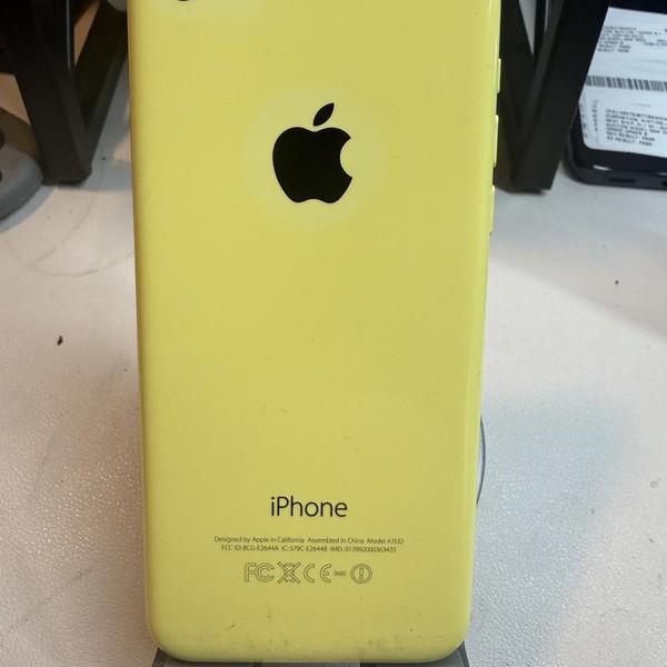 Apple iPhone 5C - Unlocked, 16 GB, Yellow, A1532, GSM