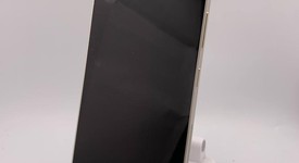 Good
													Samsung Galaxy S24 - Unlocked, Yellow, 256 GB, 8 GB, SM-S921U1, photo 4 of 5