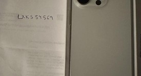 Mint
													Apple iPhone 15 Pro - Unlocked Non-US, White, 256 GB, A3102, photo 5 of 11