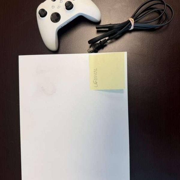 Xbox One S (2016) - 500 GB, White