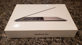 New
													MacBook Pro 2017 (With Touch Bar) - 13" - Gray, 1 TB, 16 GB, photo 5 of 6