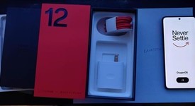 Mint
													OnePlus 12 - Unlocked, Black, 512 GB, 16 GB, CPH2583, photo 3 of 7